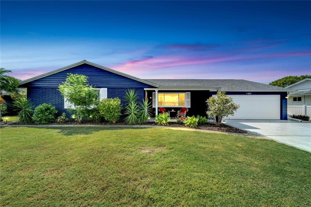 1409 NASHUA CIRCLE SUN CITY CENTER, FL 33573