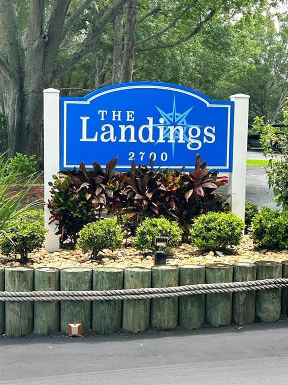 2700 NEBRASKA AVENUE UNIT 2-206 PALM HARBOR, FL 34684