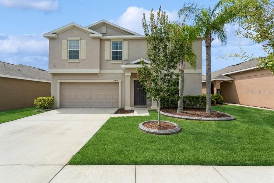 10925 RAINBOW PYRITE DRIVE WIMAUMA, FL 33598