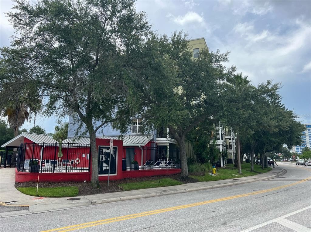 1501 DOYLE CARLTON DRIVE UNIT 109 TAMPA, FL 33602