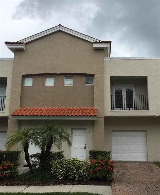 504 101ST AVENUE N ST PETERSBURG, FL 33702