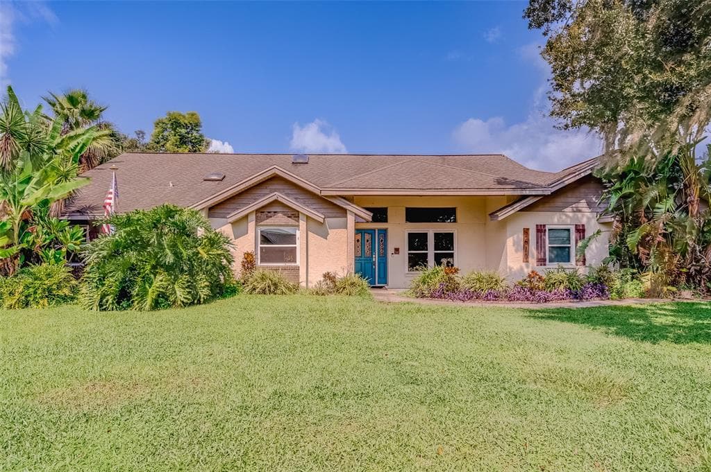 2610 DURANT WOODS STREET VALRICO, FL 33596