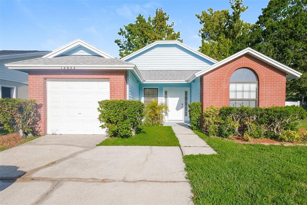 12833 DUNHILL DRIVE TAMPA, FL 33624