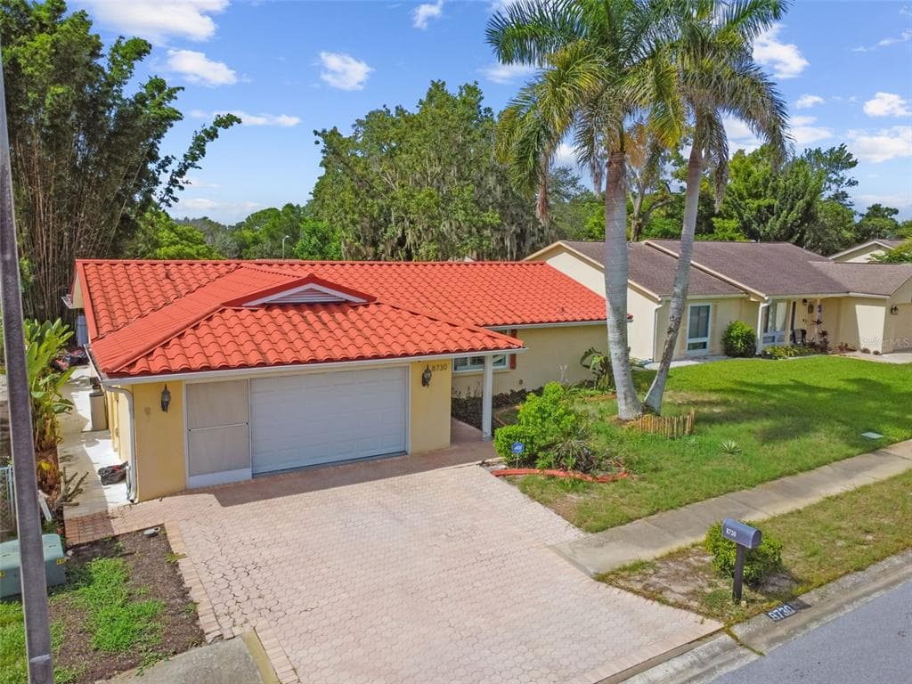 8730 BRIAR PATCH DRIVE PORT RICHEY, FL 34668