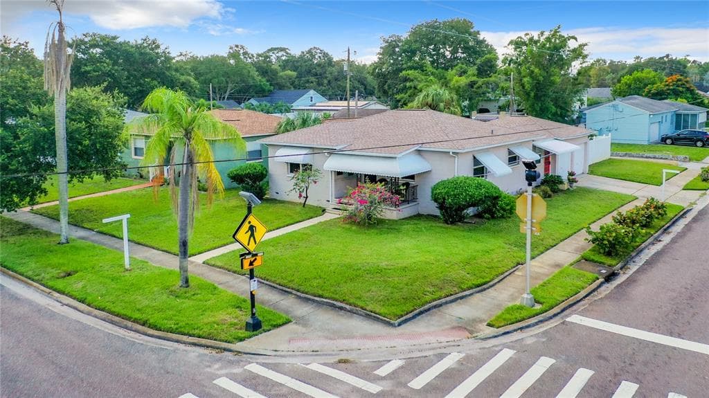 3054 9TH AVENUE N ST PETERSBURG, FL 33713