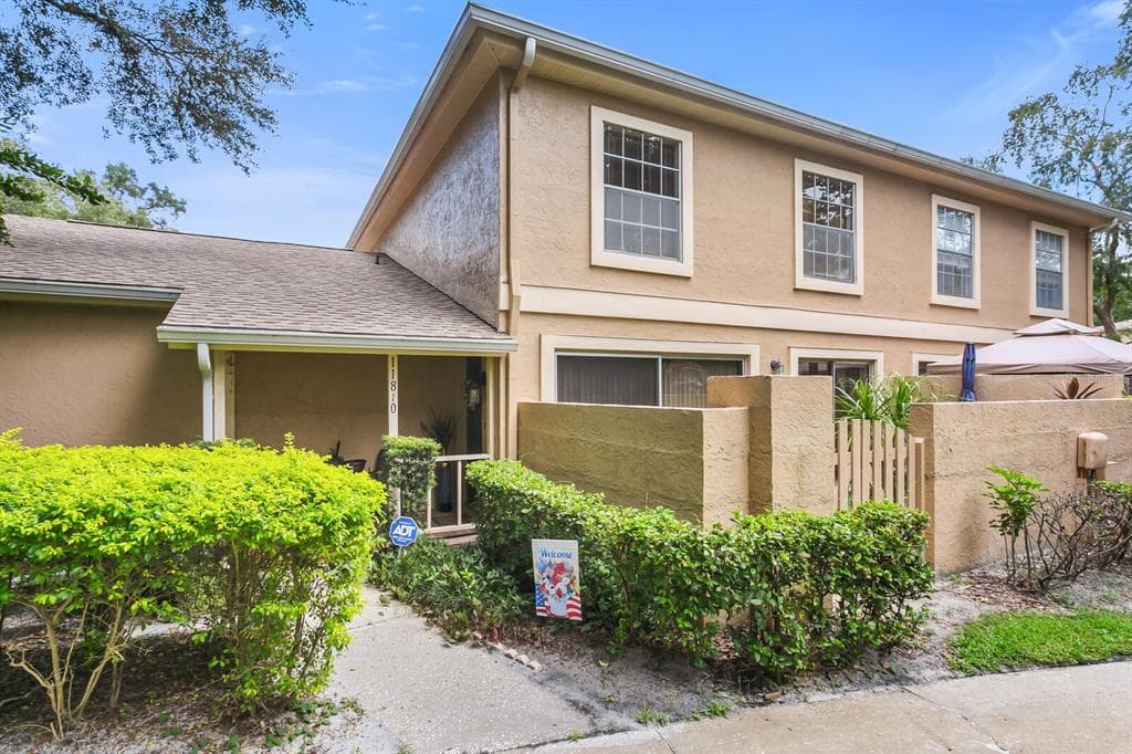 11810 OLDEGROVE PLACE TEMPLE TERRACE, FL 33617