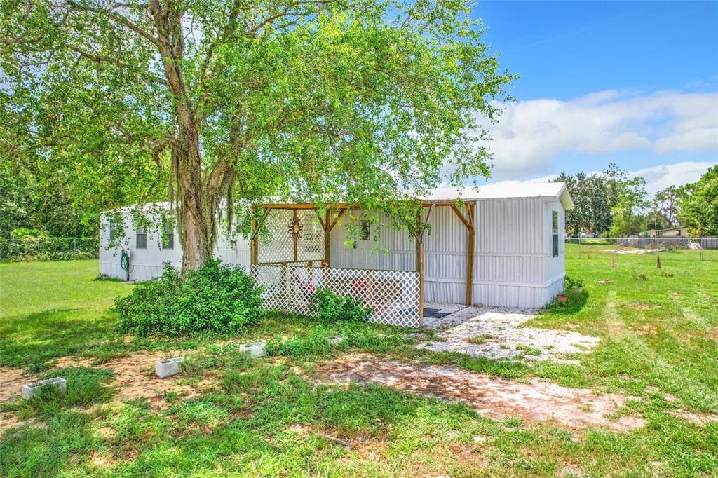 4765 ABC ROAD LAKE WALES, FL 33859