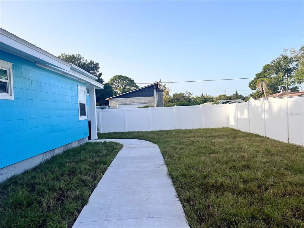 255 37TH STREET N
