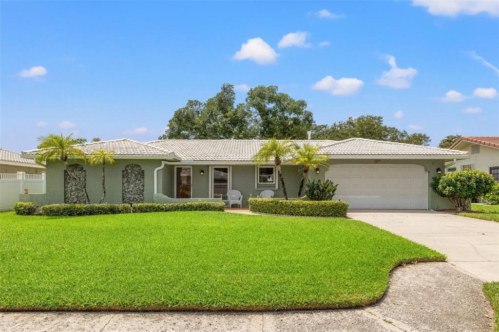 6812 121ST STREET SEMINOLE, FL 33772
