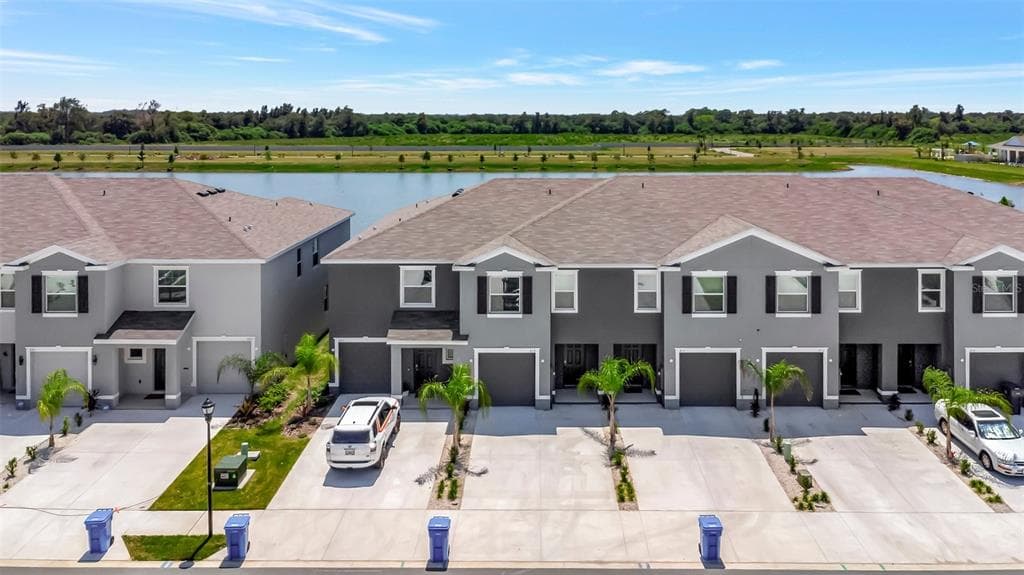 219 MANGROVE SHADE CIRCLE APOLLO BEACH, FL 33572