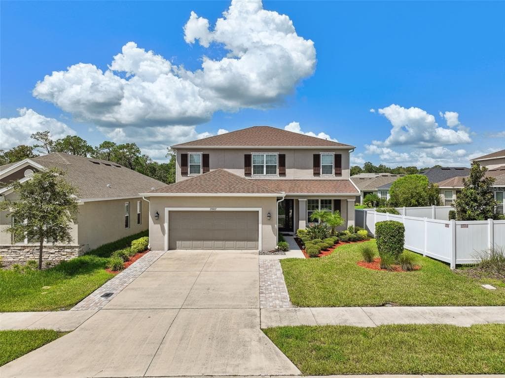 29827 CHAPEL CHASE DRIVE WESLEY CHAPEL, FL 33545