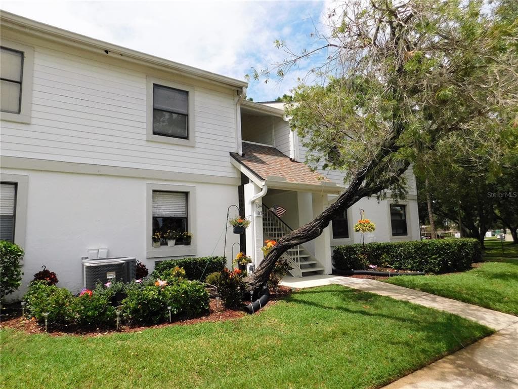 103 WINDWARD PLACE OLDSMAR, FL 34677