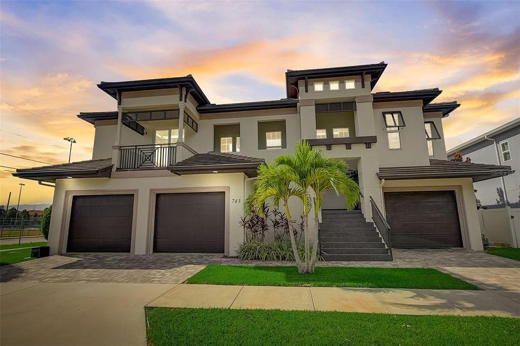 743 SEABREEZE LANE PALM HARBOR, FL 34683