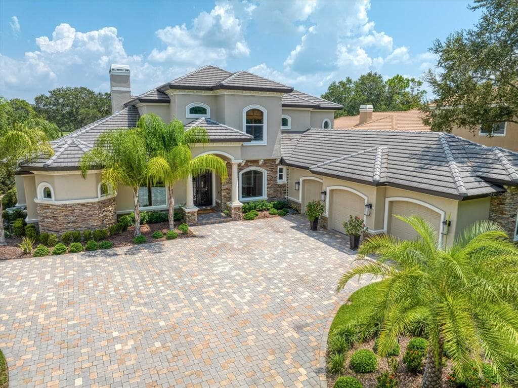 1374 PLAYMOOR DRIVE