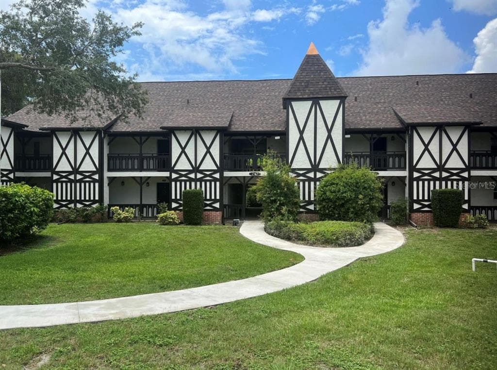 240 N BAYSHORE BOULEVARD UNIT 102 CLEARWATER, FL 33759