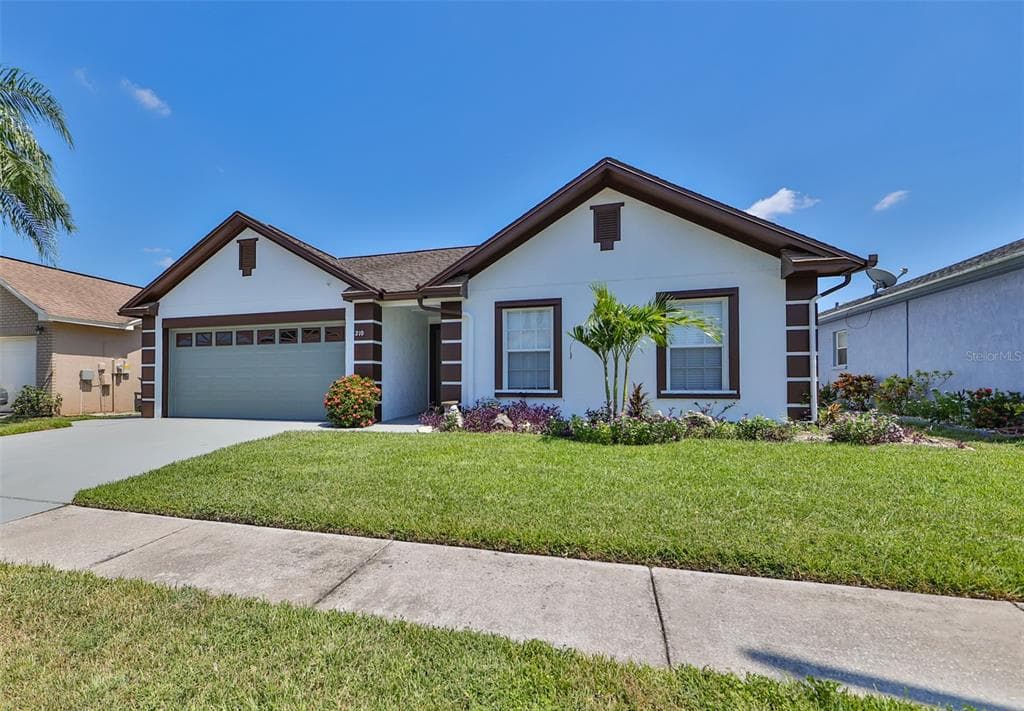 210 LOOKOUT DRIVE APOLLO BEACH, FL 33572
