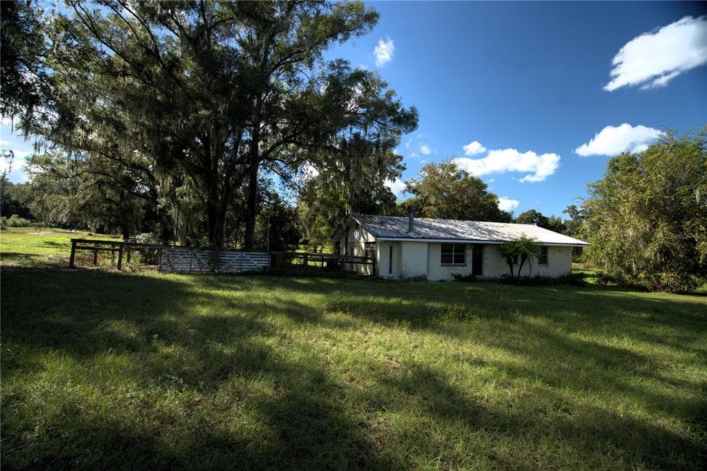 39999 SUMNER LAKE ROAD DADE CITY, FL 33525