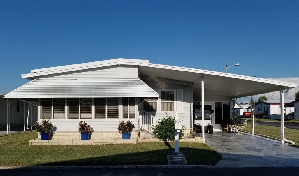 2012 KONA DRIVE HOLIDAY, FL 34691