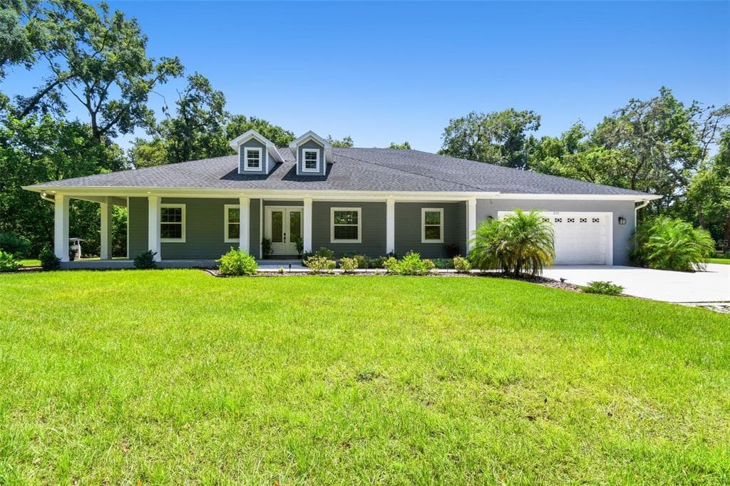 2125 SHADY OAKS DRIVE
