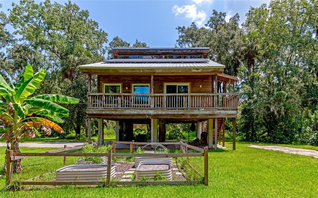 4523 JEAN ROAD VALRICO, FL 33596