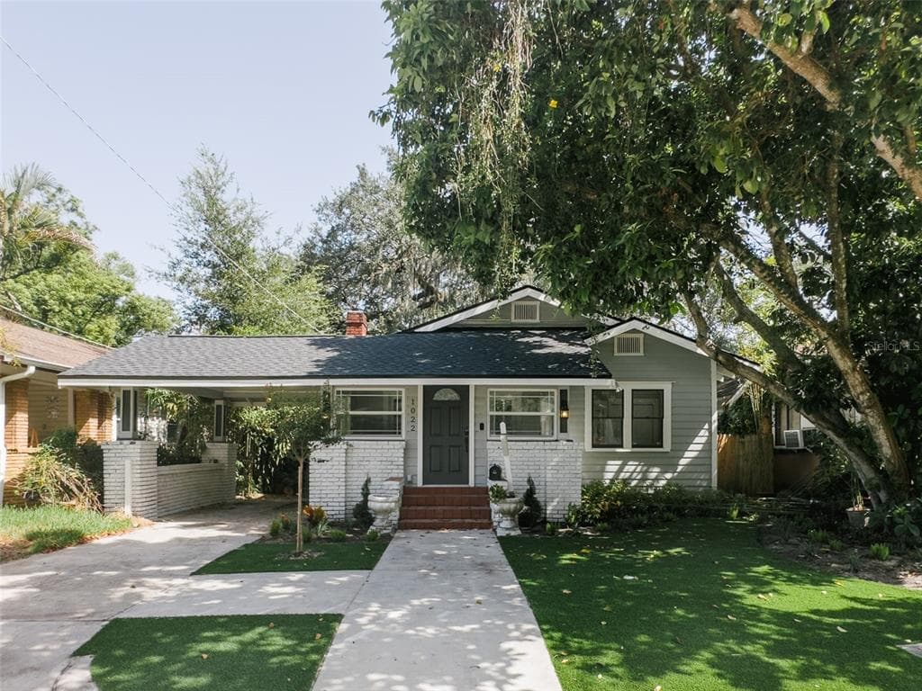 1022 E HAMILTON AVENUE