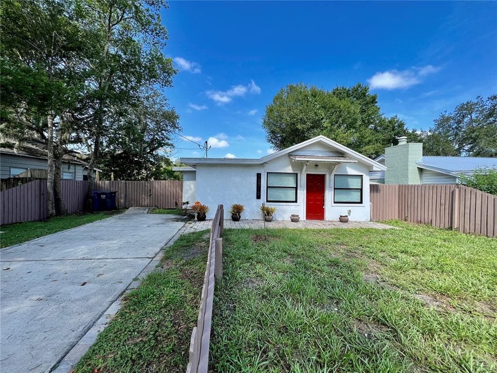 12710 WOODLEIGH AVENUE TAMPA, FL 33612