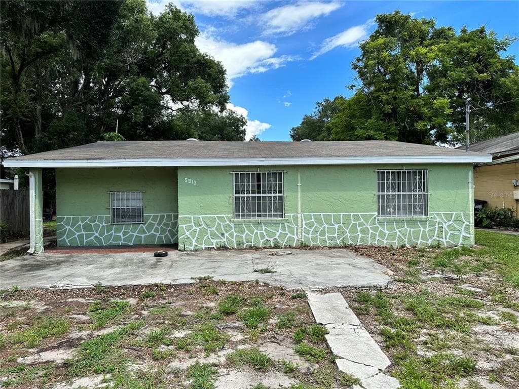 5813 N 15TH STREET TAMPA, FL 33610