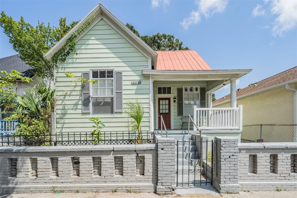 2323 W BEACH STREET TAMPA, FL 33607