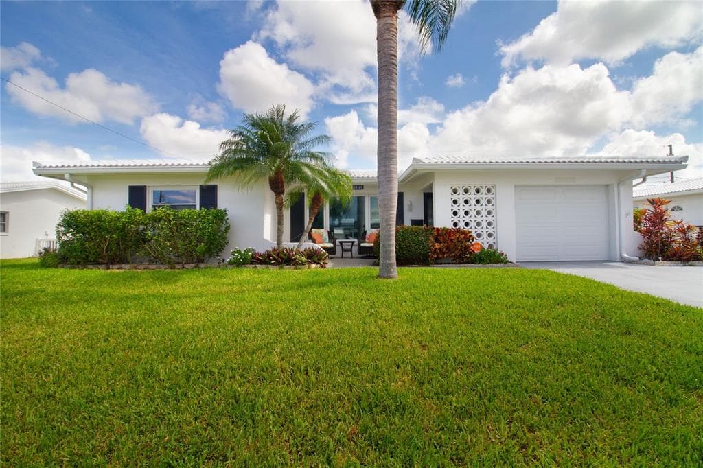 14141 88TH AVENUE SEMINOLE, FL 33776