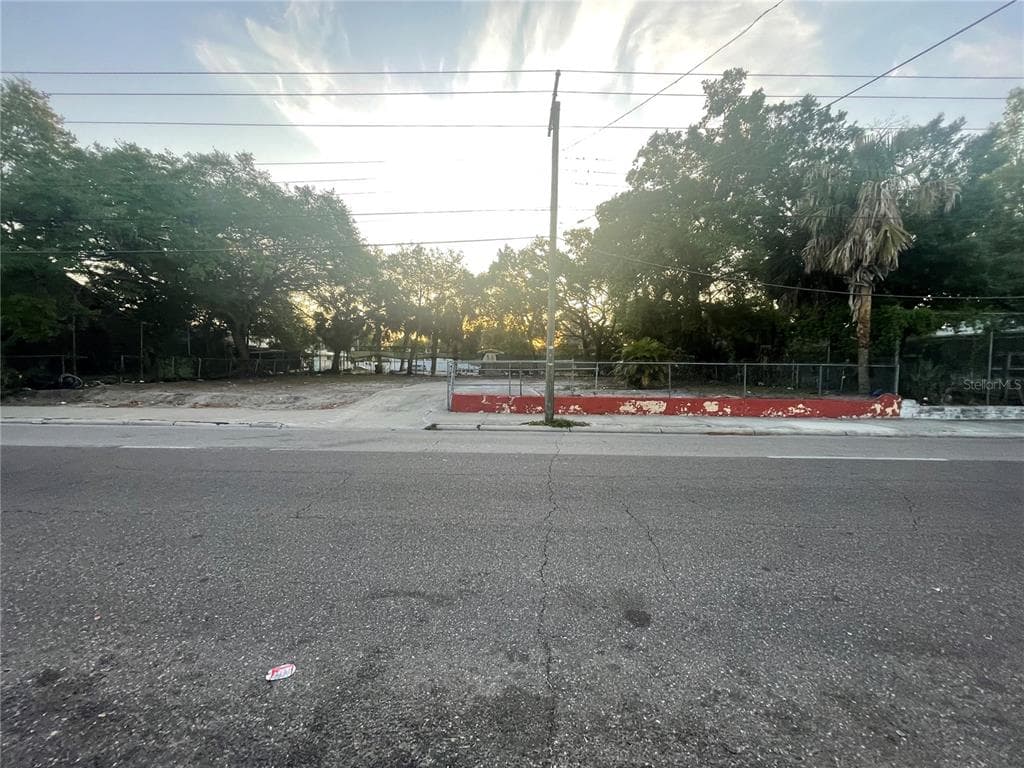 3209 N 15TH STREET TAMPA, FL 33605