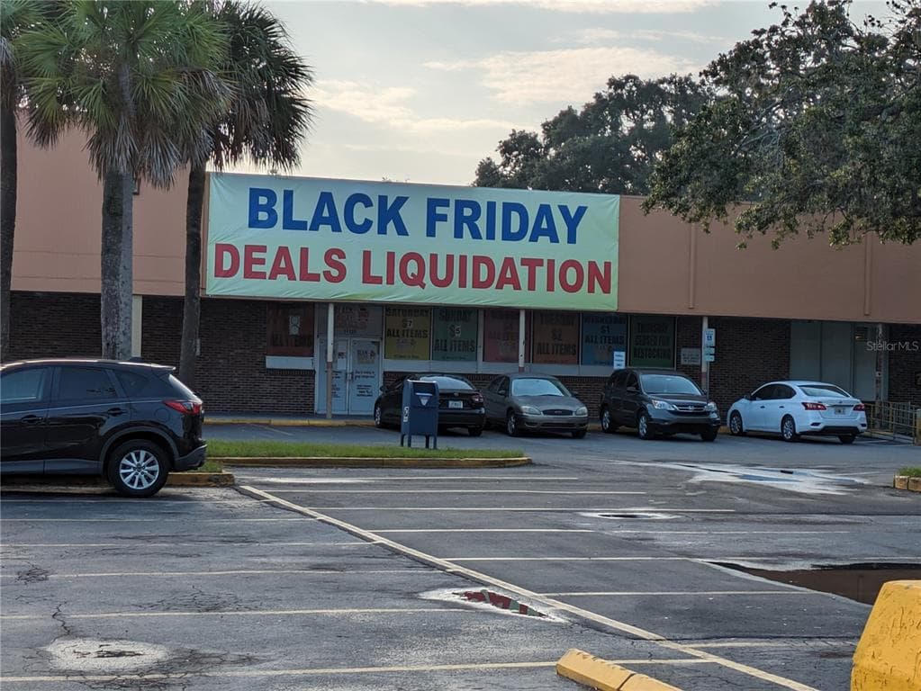 11120 S US-41 HIGHWAY GIBSONTON, FL 33534