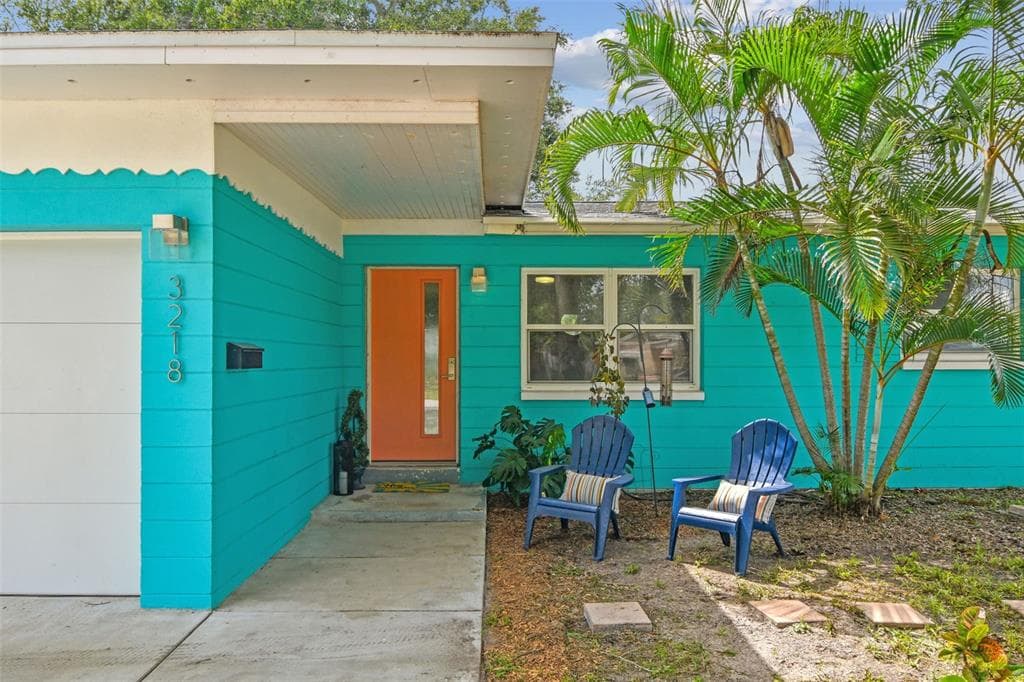 3218 38TH STREET N ST PETERSBURG, FL 33713