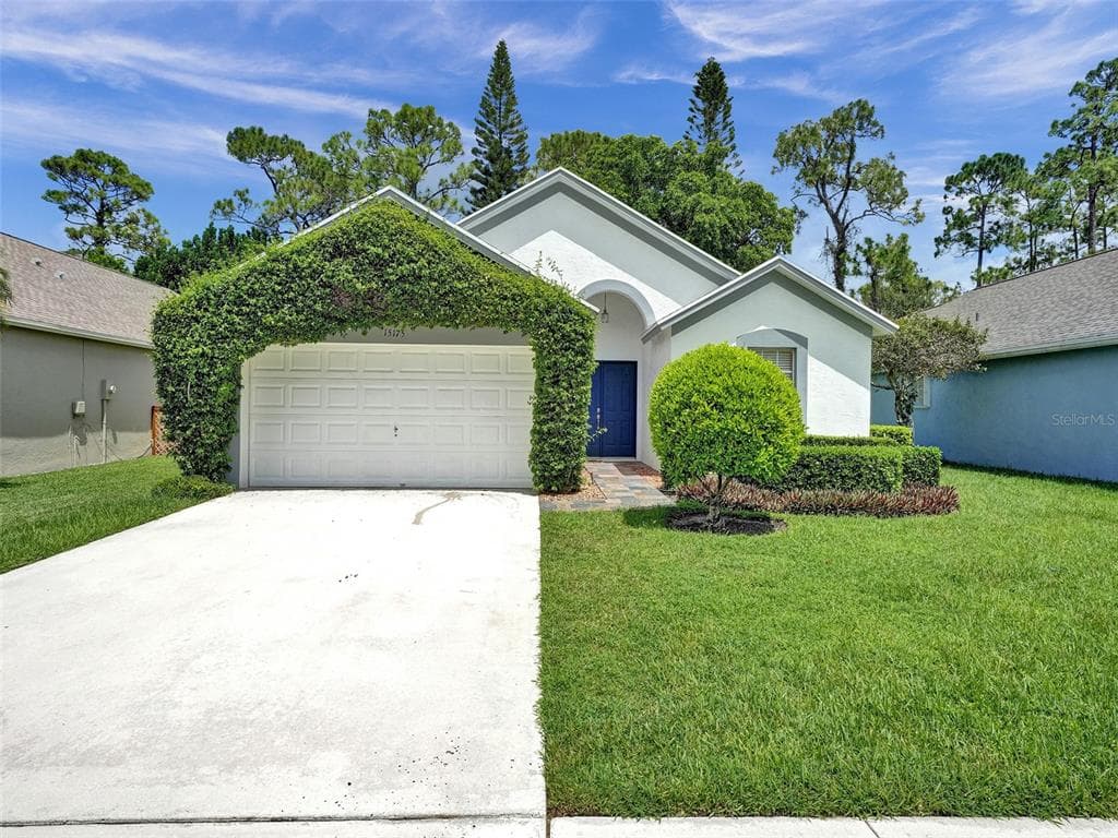 15175 OAK CHASE COURT