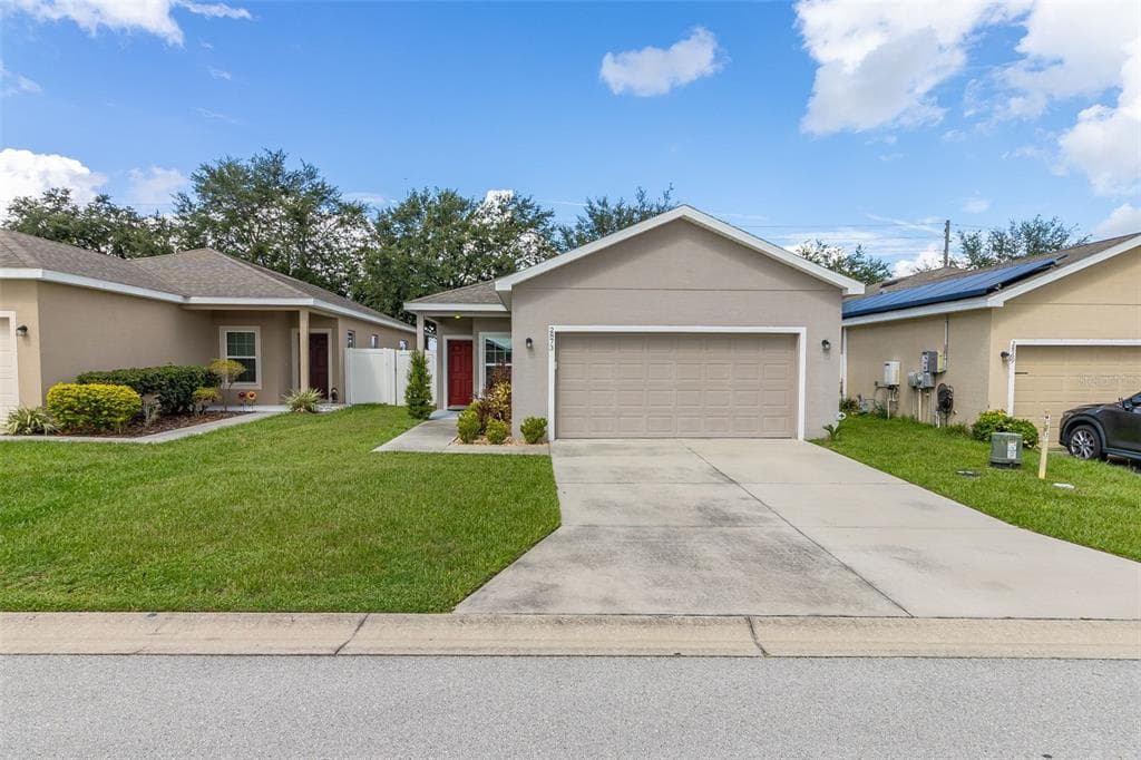 2873 WHISPERING TRAILS DRIVE WINTER HAVEN, FL 33884