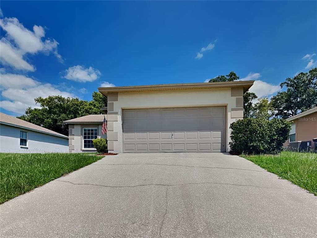 7833 MANOR DRIVE LAKELAND, FL 33810