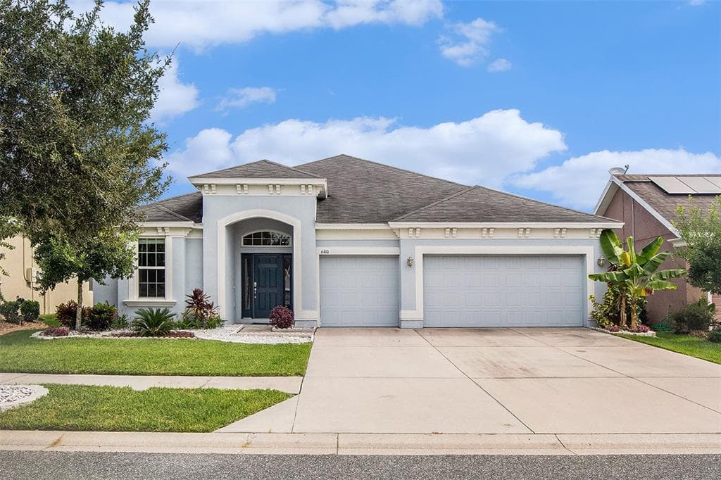 6410 FALLING OAK TRAIL WESLEY CHAPEL, FL 33545