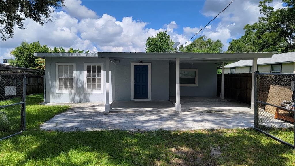 826 SAVANNAH AVENUE LAKELAND, FL 33815