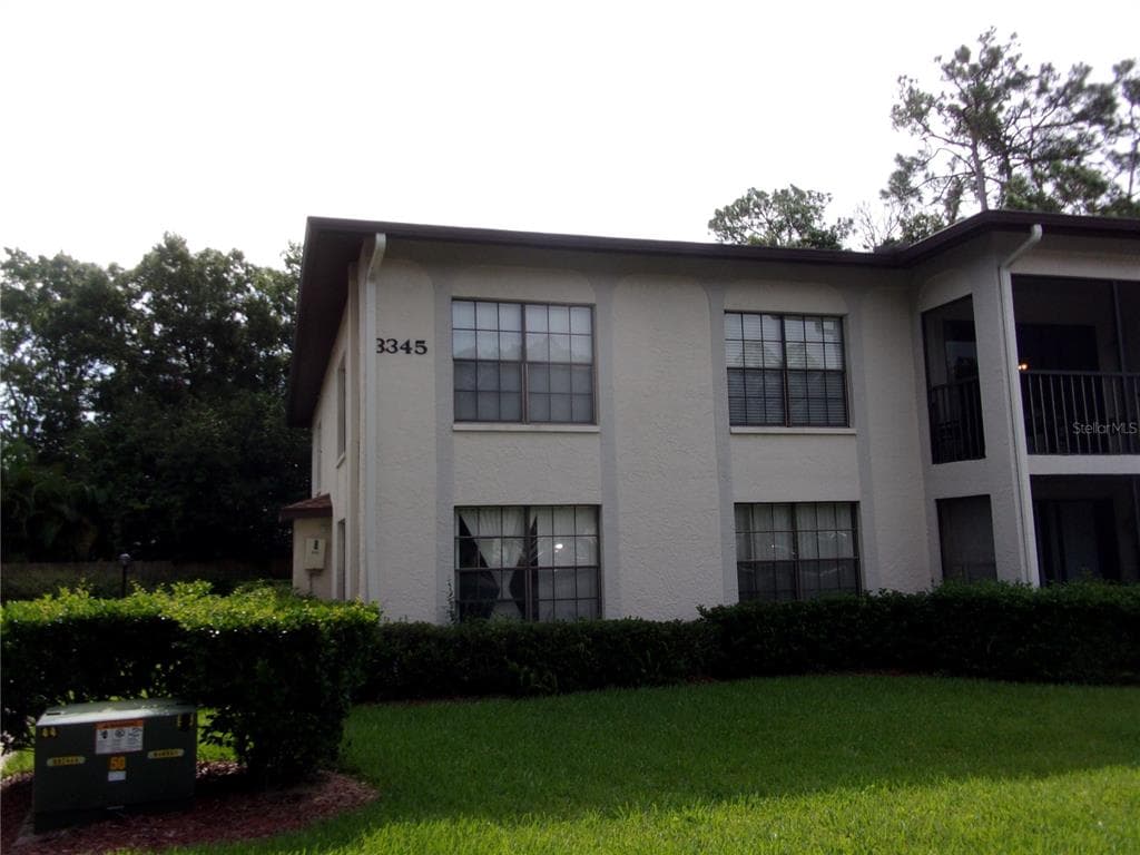 3345 CRYSTAL COURT E UNIT D PALM HARBOR, FL 34685