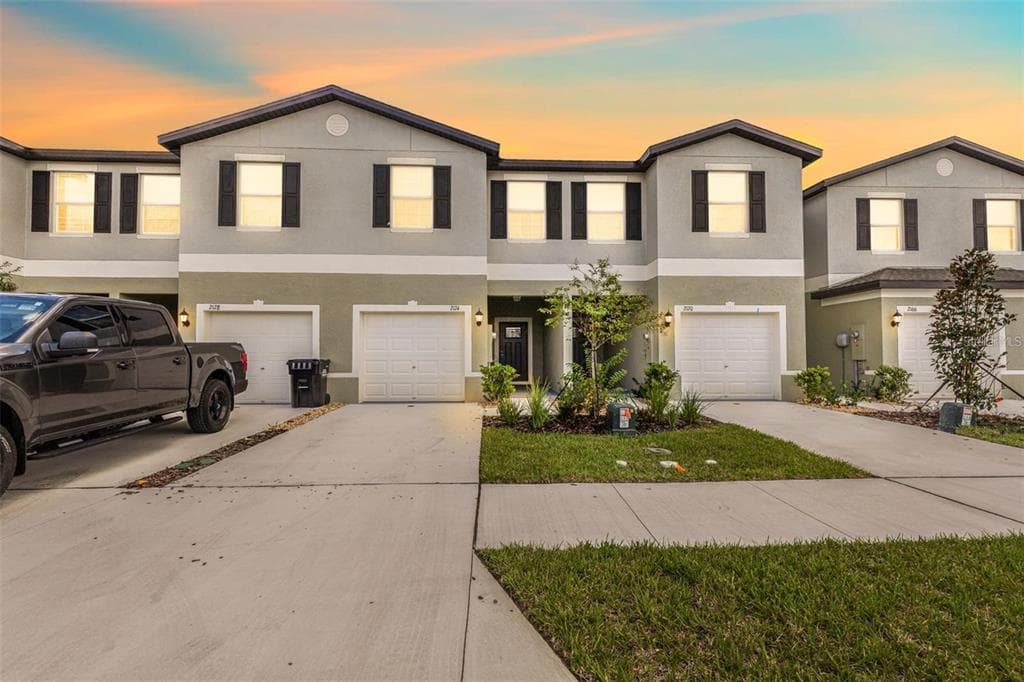 2174 GREAT SAPPHIRE LANE