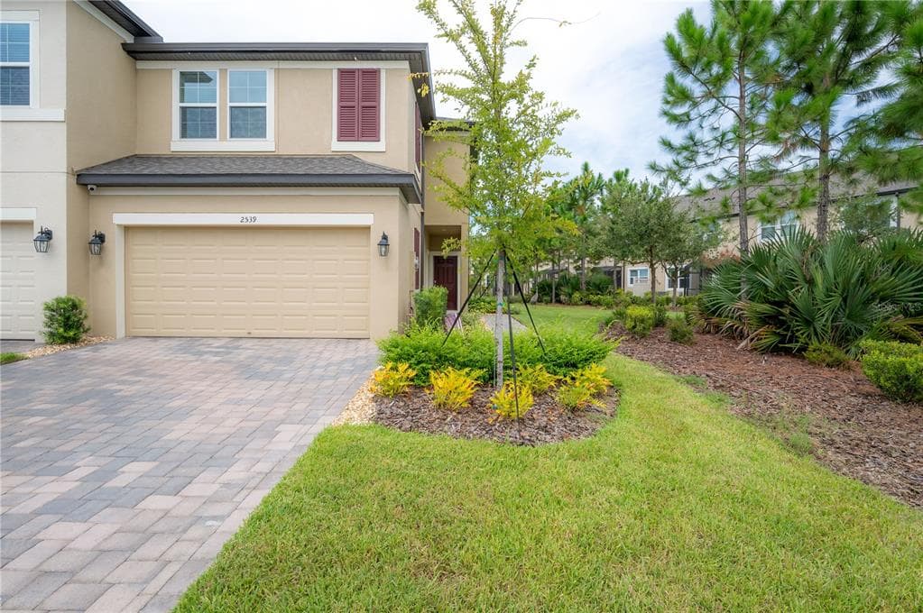 2539 STAPLEFORD PLACE WESLEY CHAPEL, FL 33543