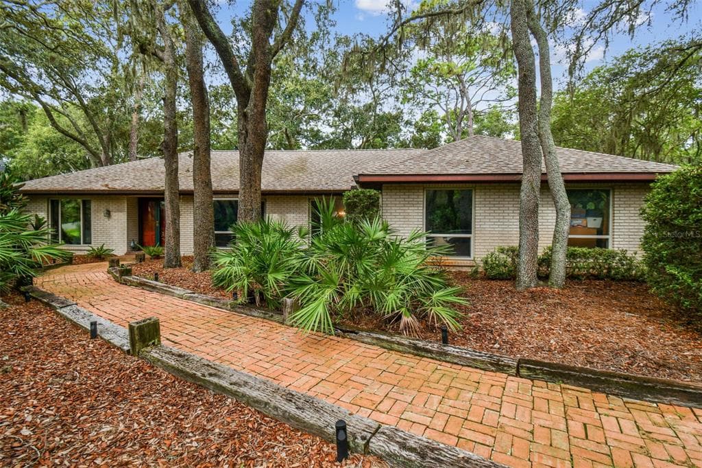 17008 SHADY PINES DRIVE LUTZ, FL 33548