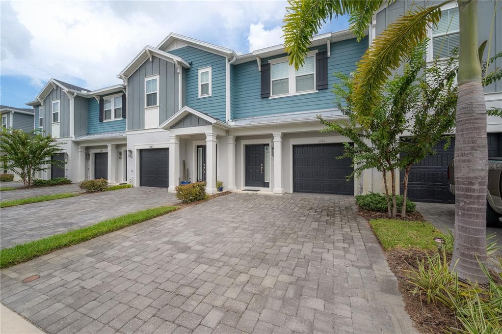 2861 GRAND KEMERTON PLACE TAMPA, FL 33618