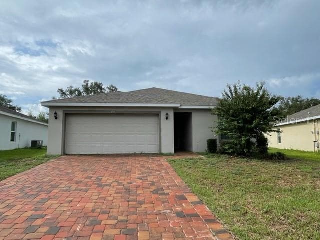 1319 LUCERNE LOOP ROAD NE WINTER HAVEN, FL 33881
