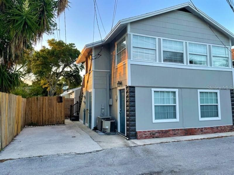 4810 2ND AVENUE N UNIT F ST PETERSBURG, FL 33713