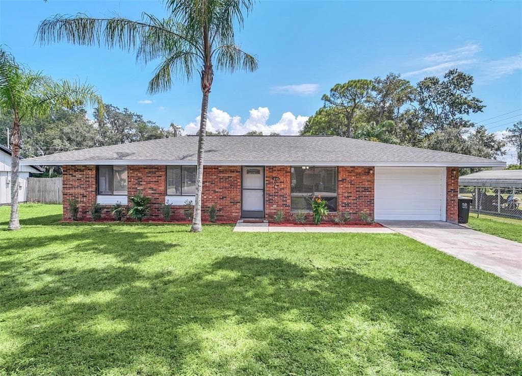 2341 DELROSE DRIVE E LAKELAND, FL 33805