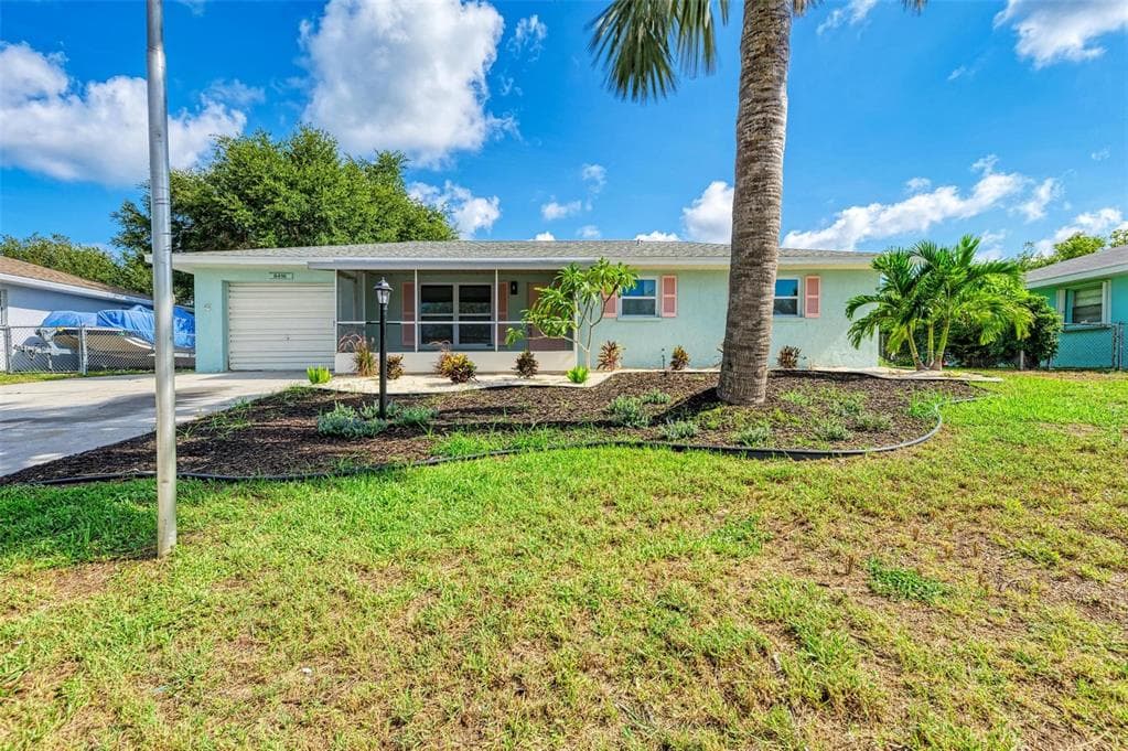 8416 43RD AVENUE TERRACE W BRADENTON, FL 34209