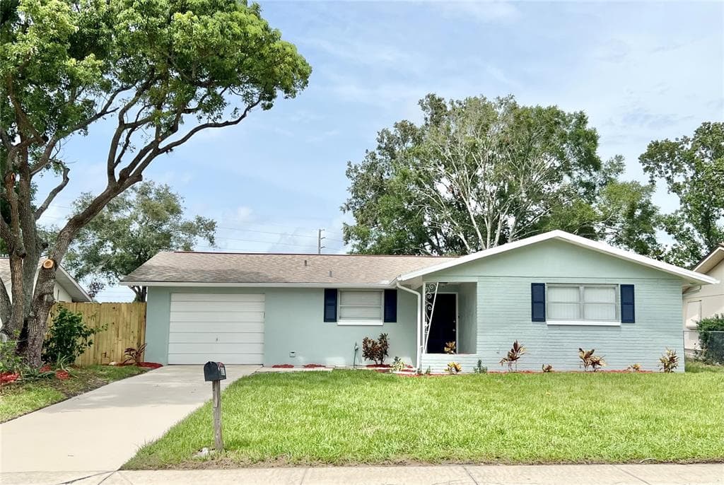8217 FOX HOLLOW DRIVE PORT RICHEY, FL 34668