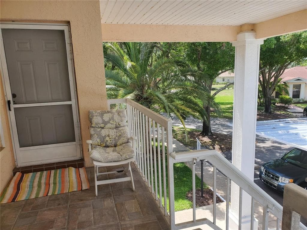 322 KELSEY WAY UNIT 6 SUN CITY CENTER, FL 33573