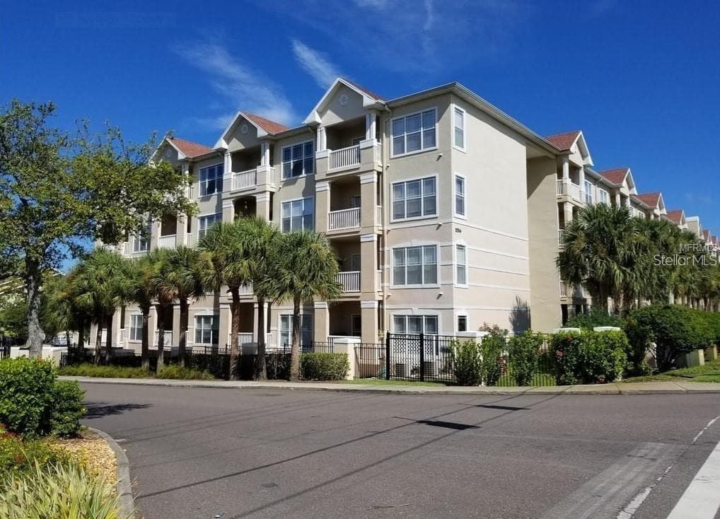 1216 S MISSOURI AVENUE UNIT 327 CLEARWATER, FL 33756