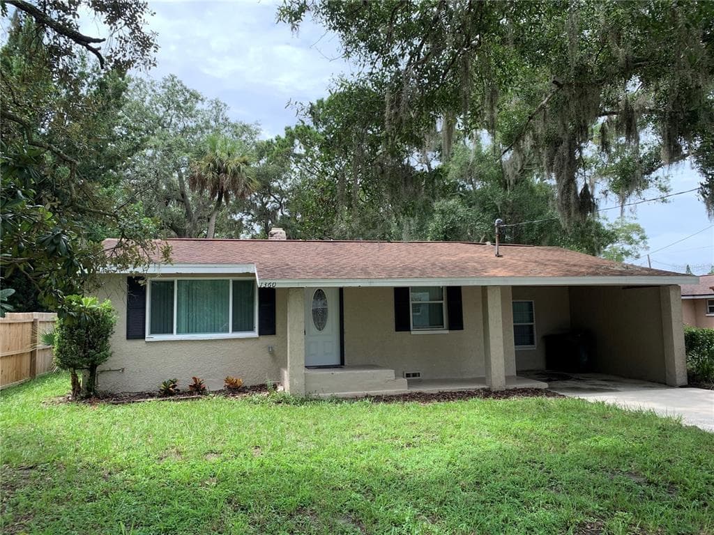 1360 CEDAR STREET SAFETY HARBOR, FL 34695